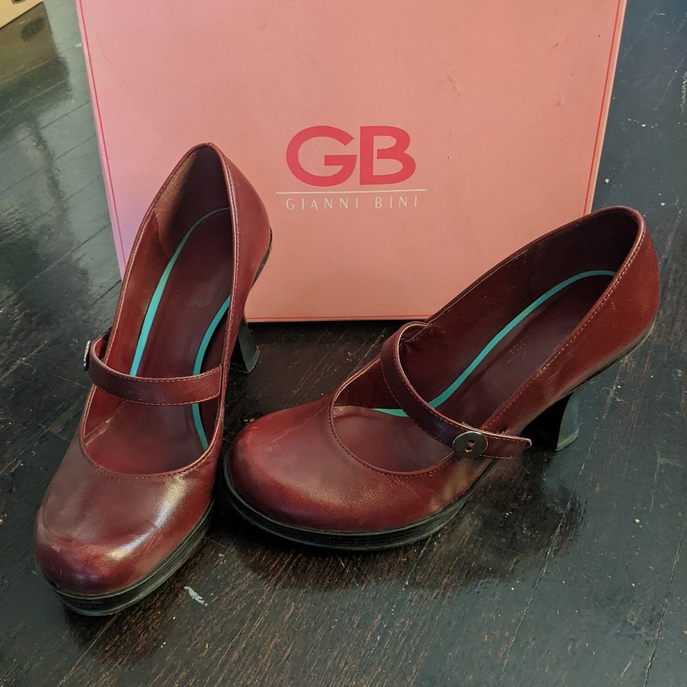 Gianni Bini burgundy Maryjane heels